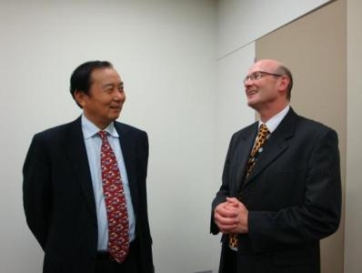 ���d�A�����L�ʈF��ڰĴ������e�к��Օ�Մ