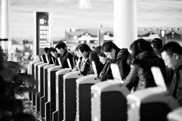 �CƱ����ˮ���������ÿͲ�Ը����׃���q�r