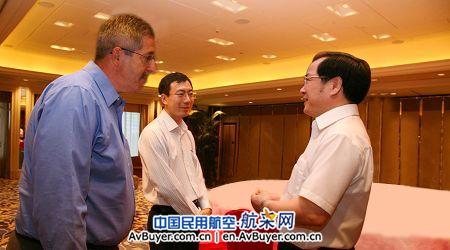 �Ї����w��������Ҋ�����f�����ռ��FCEO�R����