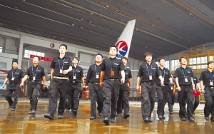 �|�����͑׃�������w������ƺ��չ�˾�~�M