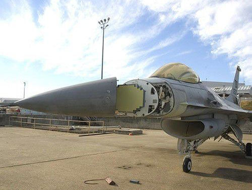 ��܊������350��F-16 �Q�b��Դ�������_