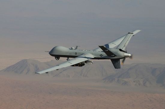�Y�ψD����܊MQ-9�o�˙C��