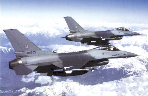 �Y�ψD���ͻ�˹̹��܊F-16��C��