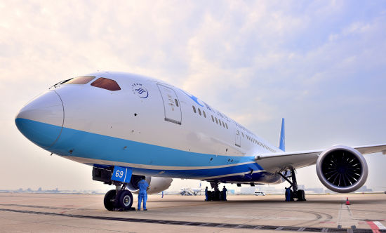 �B����ӆُ��6��787�w�C��Ŀǰ��������ЃɼܵĽ�����ʣ��4�܌�������ȫ�����������У��B��������787��������2�½�����Ӌ��Ͷ�봺�\�Ј�������ʢ�ĺ������R�� �z