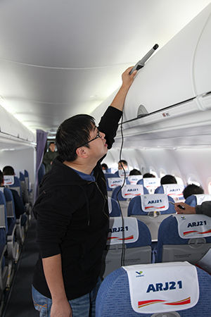 �OӋ��Ŀ���ܜy�����w���