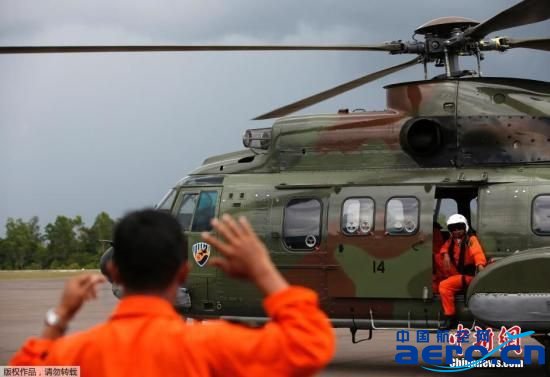 ���ؕr�g2015��1��4�գ�ӡ�������������m���̣�ӡ���܊�ڱ����еǙC��ǰ���ь�����QZ8501�������y���z�w��